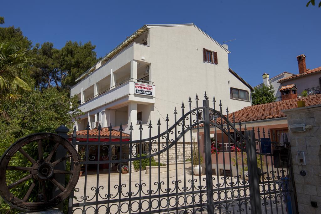 רוביני Apartments Villa Ban מראה חיצוני תמונה